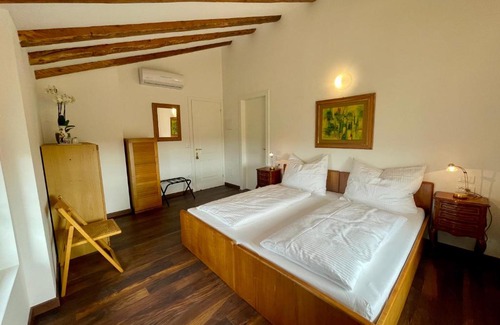 Grado Bed & Breakfast | Pet-Friendly Casa Bea: Guest Rated 10/10 with Hot Tub