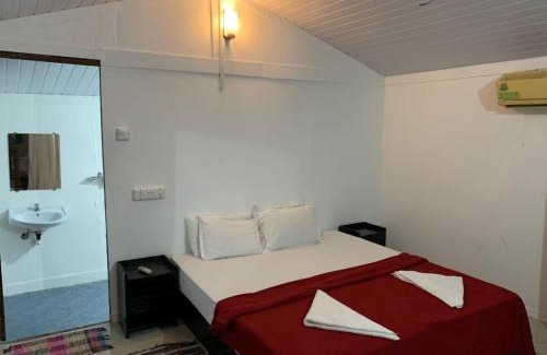 Patnem Resort | Pet-Friendly Casa Beach Hut Resort with Private Beach Access