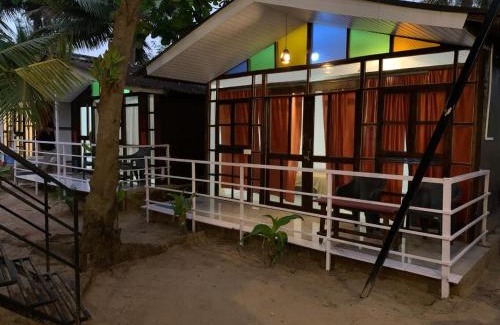 Patnem Resort | Pet-Friendly Casa Beach Hut Resort with Private Beach Access