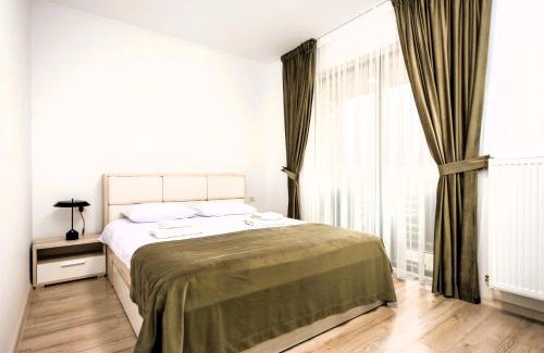Vladeni Villa | Pet-Friendly Casa Beaumont Cristian with 9.8 Rating