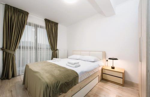 Vladeni Villa | Pet-Friendly Casa Beaumont Cristian with 9.8 Rating