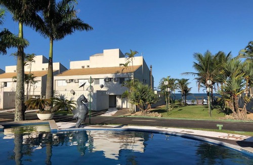 Itapoa House | Oceanfront Casa Beira Mar with 5 Suites & Amazing Views