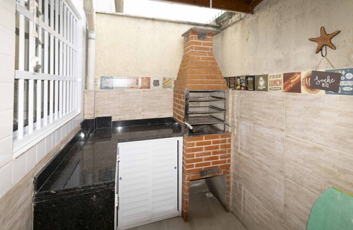 Guilhermina House | Casa beira mar da Praia Solemar com churrasqueira