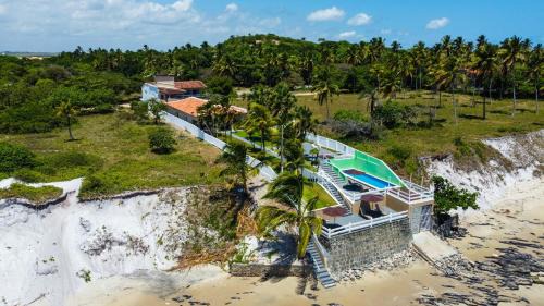 Gamela House | Cozy Casa Beira-Mar in Guadalupe with Oceanfront Pool
