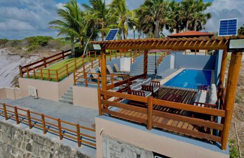 Gamela House | Cozy Casa Beira-Mar in Guadalupe with Oceanfront Pool