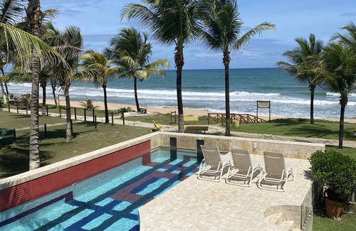 Itacimirim House | Experience Casa Beira Mar: Beachfront Retreat with Pools