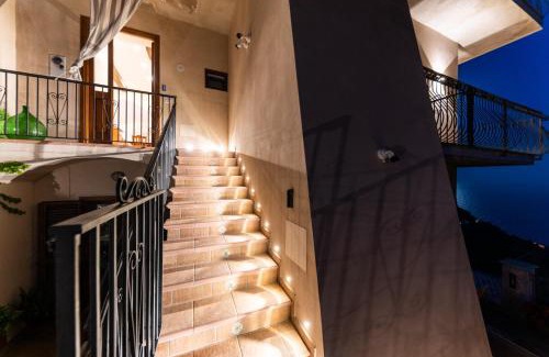 Pogerola Apartment | Family-Friendly CASA BELLAVISTA on Amalfi Coast, 9.3 Rated