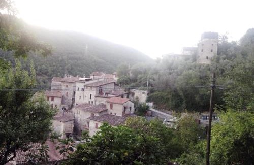 Precetto Apartment | Relax at Casa Belvedere in Valle San Martino di Spoleto