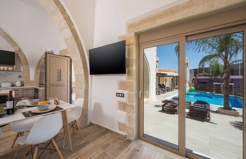 Kournas Villa | Casa Belvedere Villa with Private Pool & Inviting Jacuzzi