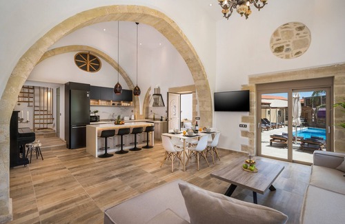 Kournas Villa | Casa Belvedere Villa with Private Pool & Inviting Jacuzzi