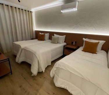 Jardim Gloria House | Family-Friendly Stay at Casa Bem Vino - Rated 9/10