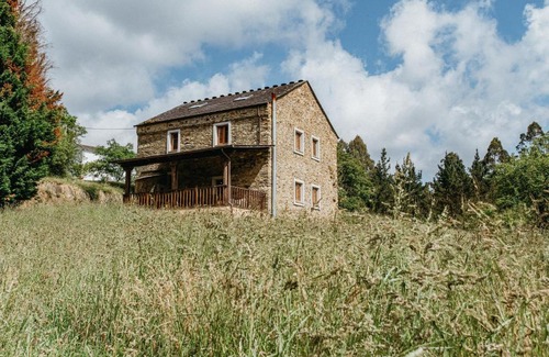 Figueras (Castropol) House | Discover Casa Berbesa: Pet-Friendly Ocean View Retreat