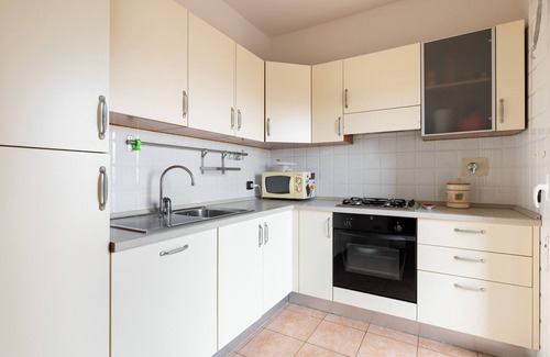 Saragozza-Porto Apartment | Explore Casa Berti by Wonderful Italy with Family-Friendly Amenities