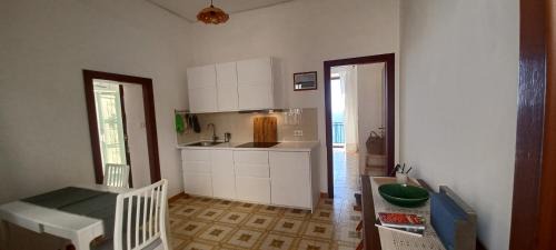 Pizzo Apartment | Family-Friendly Casa Bettina with Exceptional 9/10 Rating