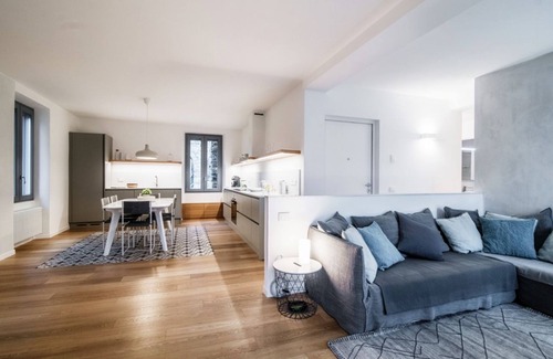 Argegno Apartment | Top-Rated Casa Beverly 1: Family-Friendly Retreat in Como