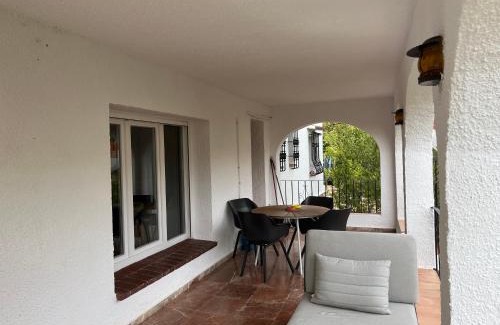 La Canuta Apartment | Exquisite Casa Biamar: Oceanfront Haven with Pool