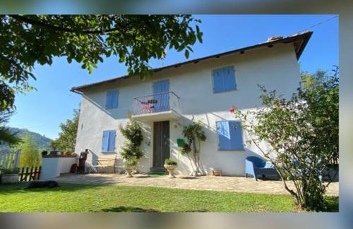 Niella Belbo House | Cozy Casa Biancarosa: Pet-Friendly Retreat with Kitchen