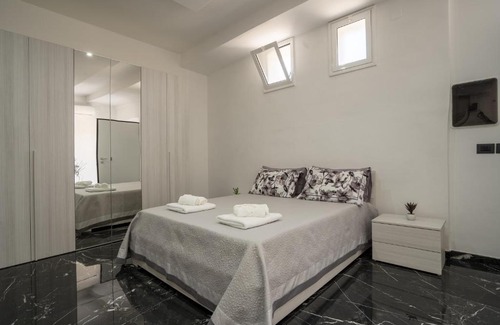 Taranto House | Pet-Friendly Casa Birmano with Oceanfront Views
