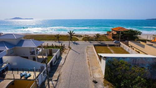 Foguete House | Relax at Casa Blanca Foguete: Beachfront with Spa & Pool