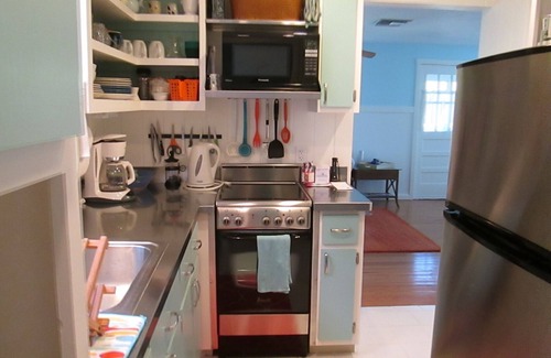 Sanibel Cottage | Guest Rated 10/10 at Casa Blanca Cottage - East End