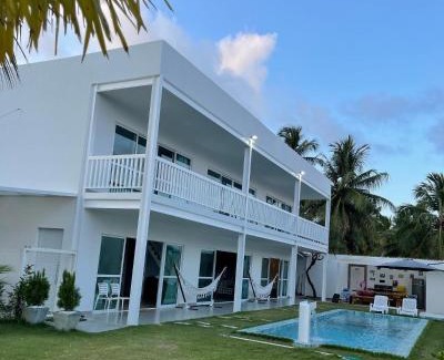 Ipioca House | Unforgettable Stays at Casa Blanca Hibiscus in Maceió