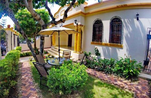 Barranquilla House | Experience Authentic Colonial Charm at Casa Blanca María