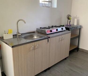 Techirghiol House | Casa Blanca: Oceanfront Bliss with Top Guest Ratings