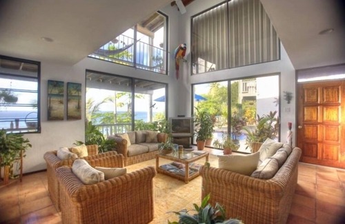 Estate Bakkero House | Experience Casa Blanca - Your Caribbean Getaway Awaits!