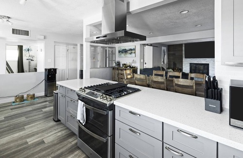 South Scottsdale Villa | Casa Bliss: Heated Pool, Outdoor Kitchen & Family-Friendly!