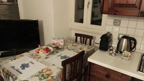 Bogliaco Apartment | Family-Friendly Retreat at Casa Blu Jasmine - Rated 7.5/10