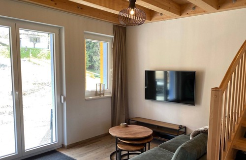 Arnoldstein House | Casa Blu Kärnten - Holiday in three countries!! Mountain View, Sauna & HotColdTub