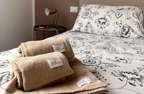 Garda Apartment | Casa Blu Relax: Guest Rated 9.8, Family & Pet Friendly Stay