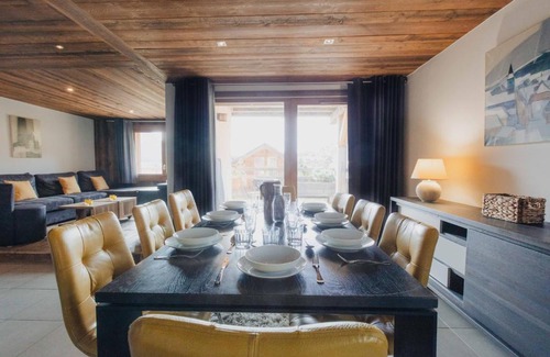 Montgenevre Apartment | Elegant Casa Bo: 4-Star Retreat with Private Pool & Spa