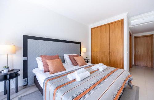 Portimao Apartment | Family-Friendly Casa Boa Ideia: 4-Star Comfort Awaits