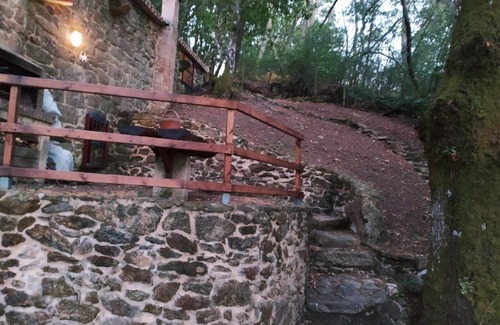 Pereiro de Aguiar House | Discover Casa Bodeguita Sacra: Family-Friendly Retreat