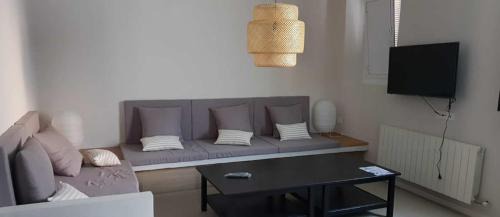 El Pala de Torroella House | Discover Casa Boixader: Rated 9.3, Family-Friendly Retreat