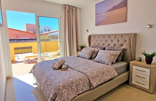 Tarajalejo House | Relax at Casa Bonita in Tarajalejo: Pool & Ocean Views
