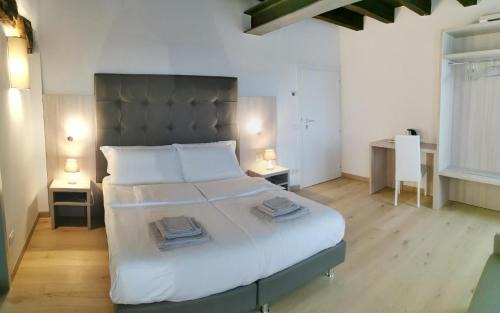 Sospirolo Bed & Breakfast | Casa BORRIERO Farmhouse: Pet-Friendly Retreat, Rated 9.7