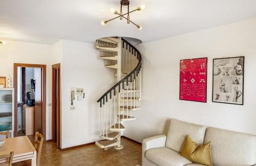 Portese Apartment | Casa Boschette: Oceanfront Paradise with Pool & Pet-Friendly