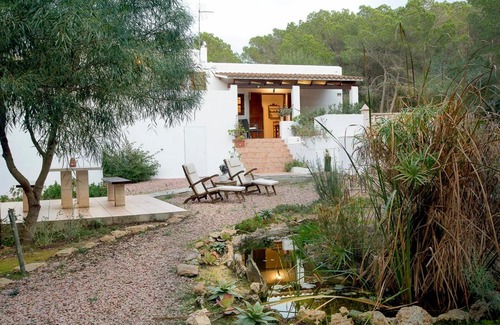 Formentera House | Family-Friendly Retreat at Casa Bosque - 4-Star Comfort