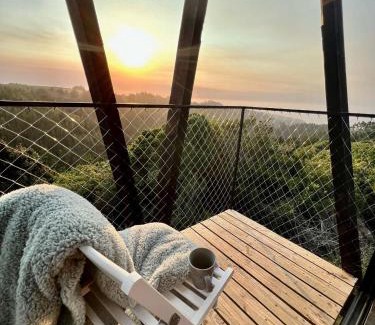 Cobquecura House | Pet-Friendly Getaway at Casa Bosque Olas de Buchupureo