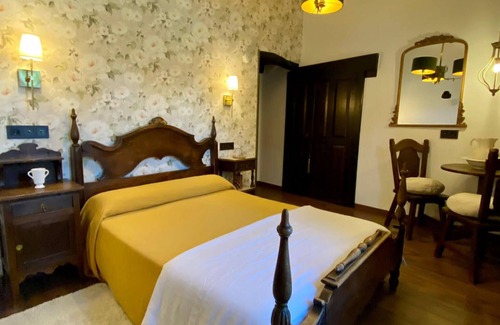 Dombodan House | Inviting Casa Brandariz: Spa, Restaurant & Family Amenities