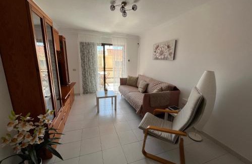 Puerto de Guimar Apartment | Oceanfront Family Retreat at Casa Brisa del Mar - 9.3/10