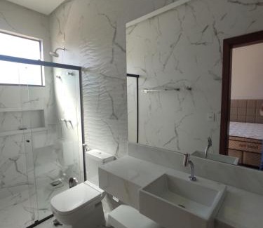 Capitolio House | Discover Casa Brisas do Lago: Family-Friendly Retreat