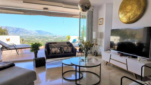 Ojen Apartment | Casa Buena Vista Elviria Marbella