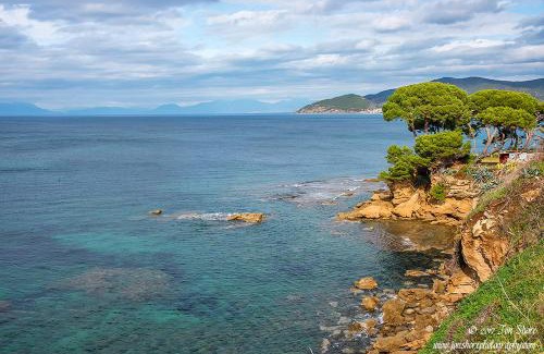 San Marco di Castellabate House | Scenic Casa Buonaiuto: Oceanfront & Pet Friendly Retreats