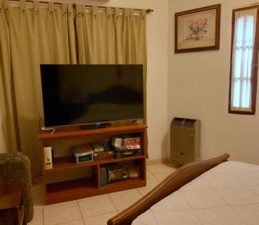 Tanti House | Convenient Stay at Casa Céntrica en Tanti for Families
