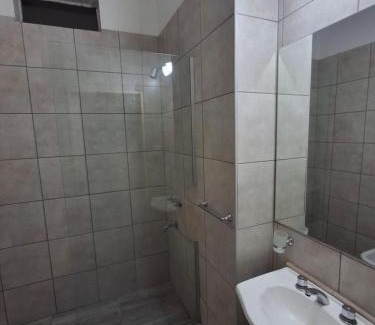 San Nicolas de los Arroyos House | Casa con la mejor ubicación: Ideal para toda la familia