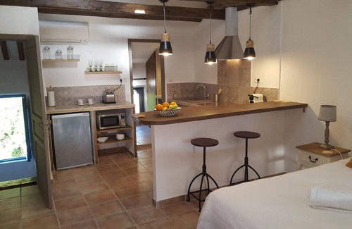 Sainte-Lucie-de-Tallano Apartment | Explore Casa Corsa: Relaxing Stay with Kitchen & Breakfast