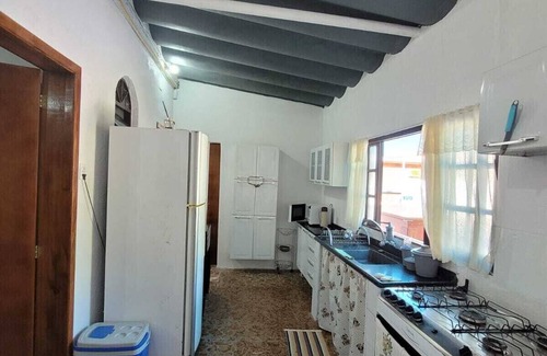 Raul Cury Ski Chalet | Relaxing Beachside Getaway with Pool Near the Shore